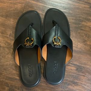Luxury casual Black Gucci slides. Size 11-12 Euro 46